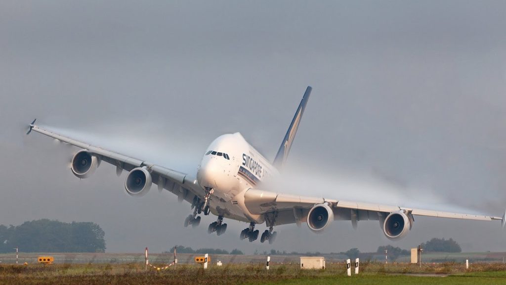 Amazing Boeing 747 Worst Crosswind Storm Landings Takeoffs Touch and Go