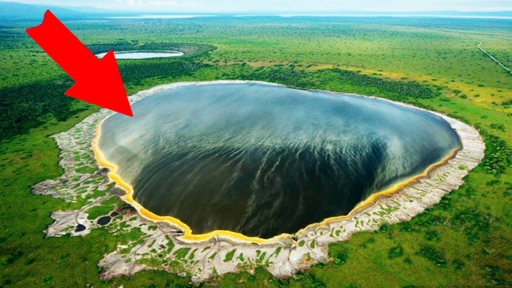 Top 10 most Horrifyingly Mysterious Lakes in the World