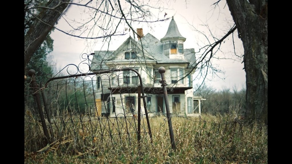 12 Most Incredible Abandoned Millionaires Mansions !