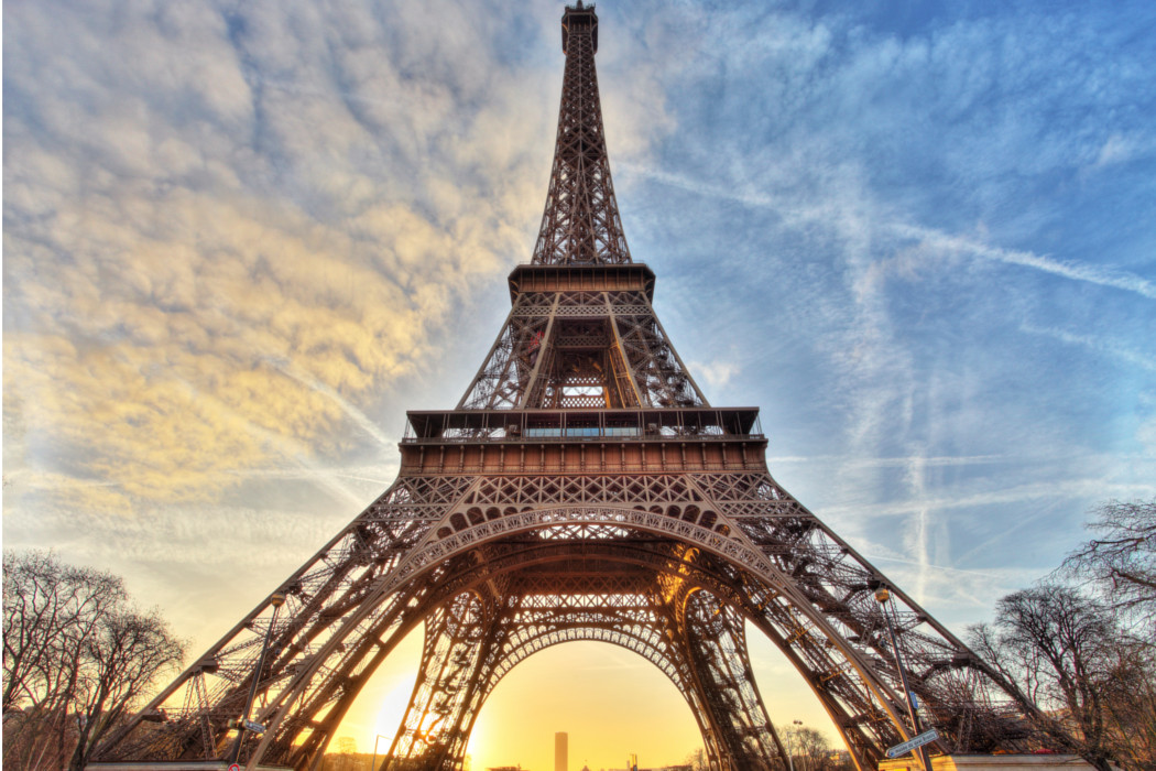 15 Monumental Facts about the Eiffel Tower | Simply Amazing Stuff